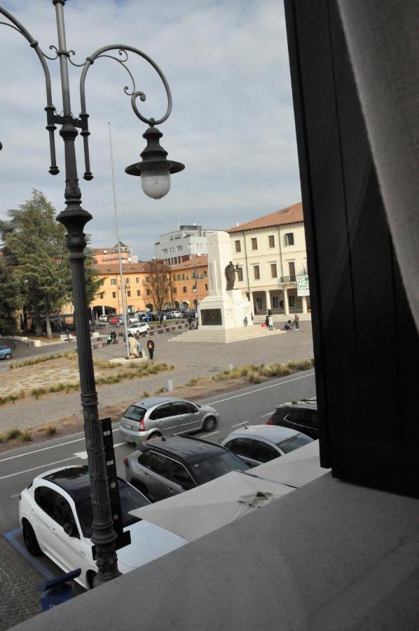 Nazionale Camere Montebelluna Exteriör bild