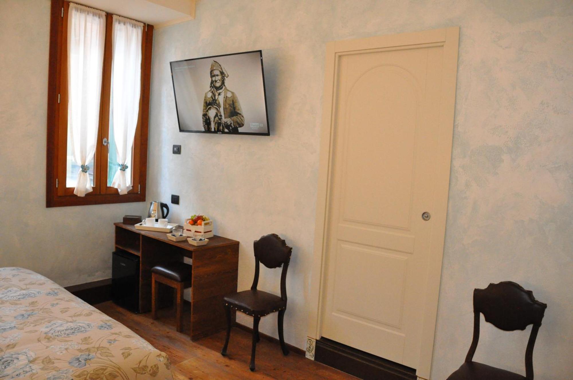 Nazionale Camere Montebelluna Exteriör bild